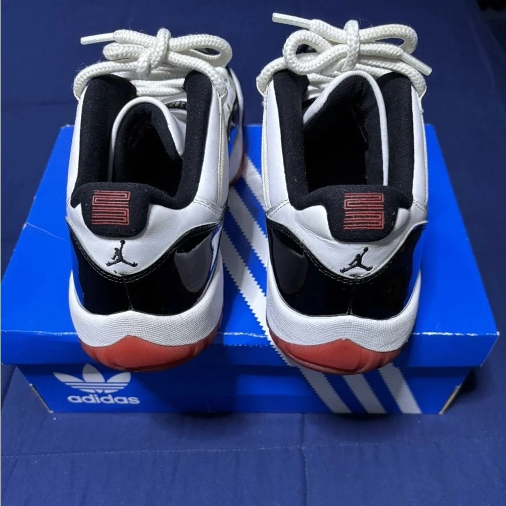Jordan 11 Retro Low Concord Bred 2020 Size 12